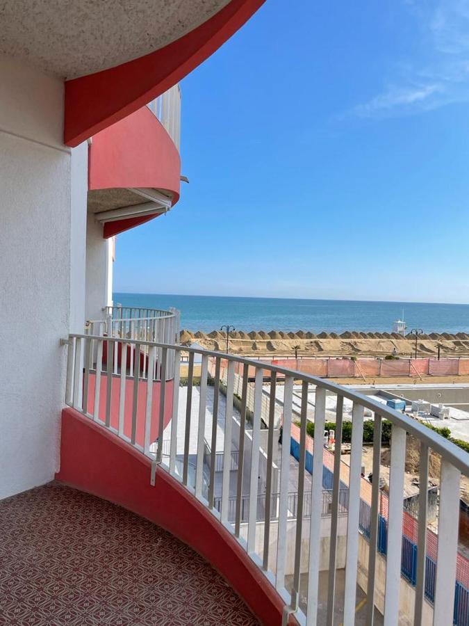 Residence Apollo - Walterigato Apartments Solo Per Famiglie Lido di Jesolo Eksteriør bilde