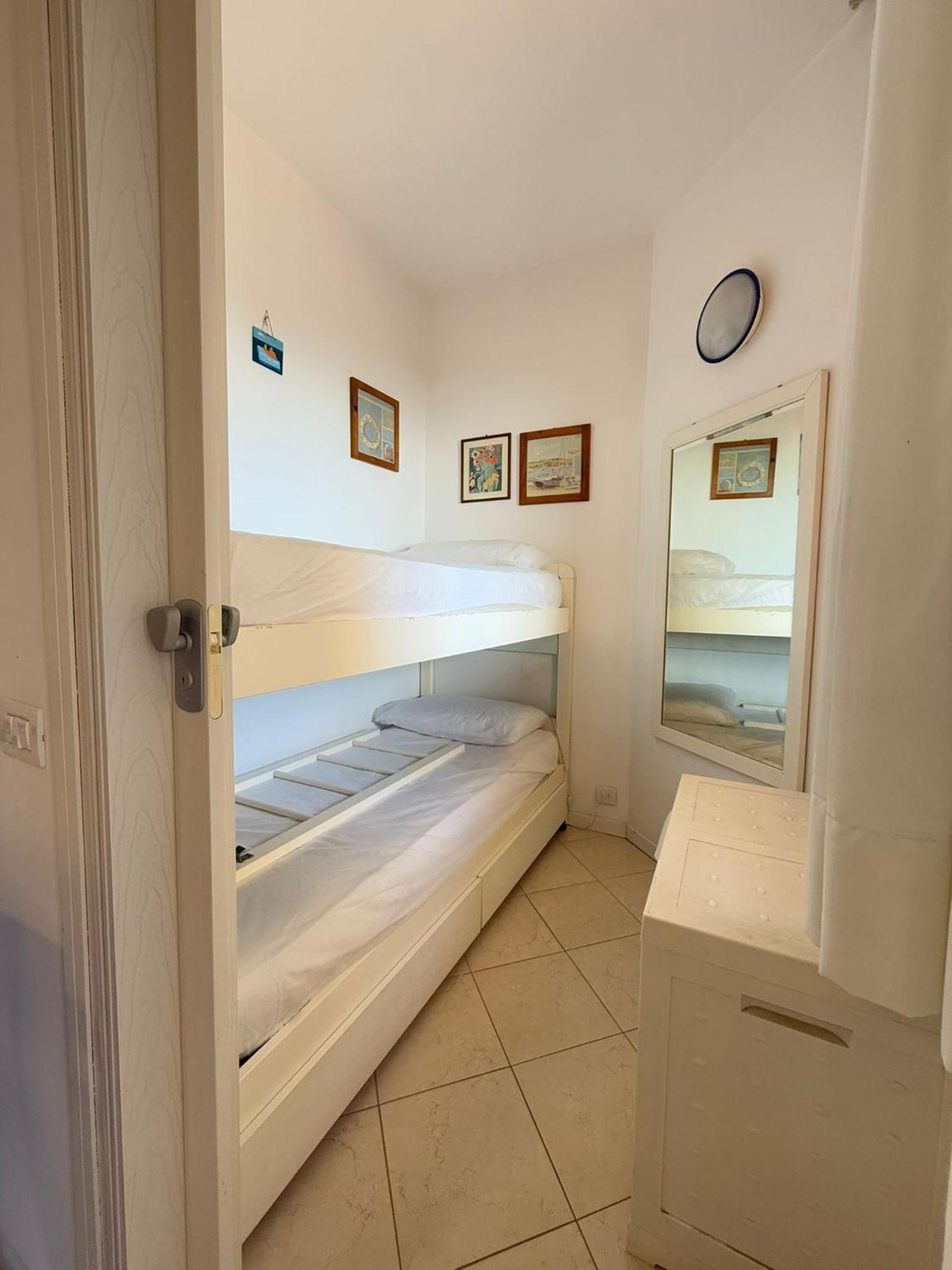 Residence Apollo - Walterigato Apartments Solo Per Famiglie Lido di Jesolo Eksteriør bilde