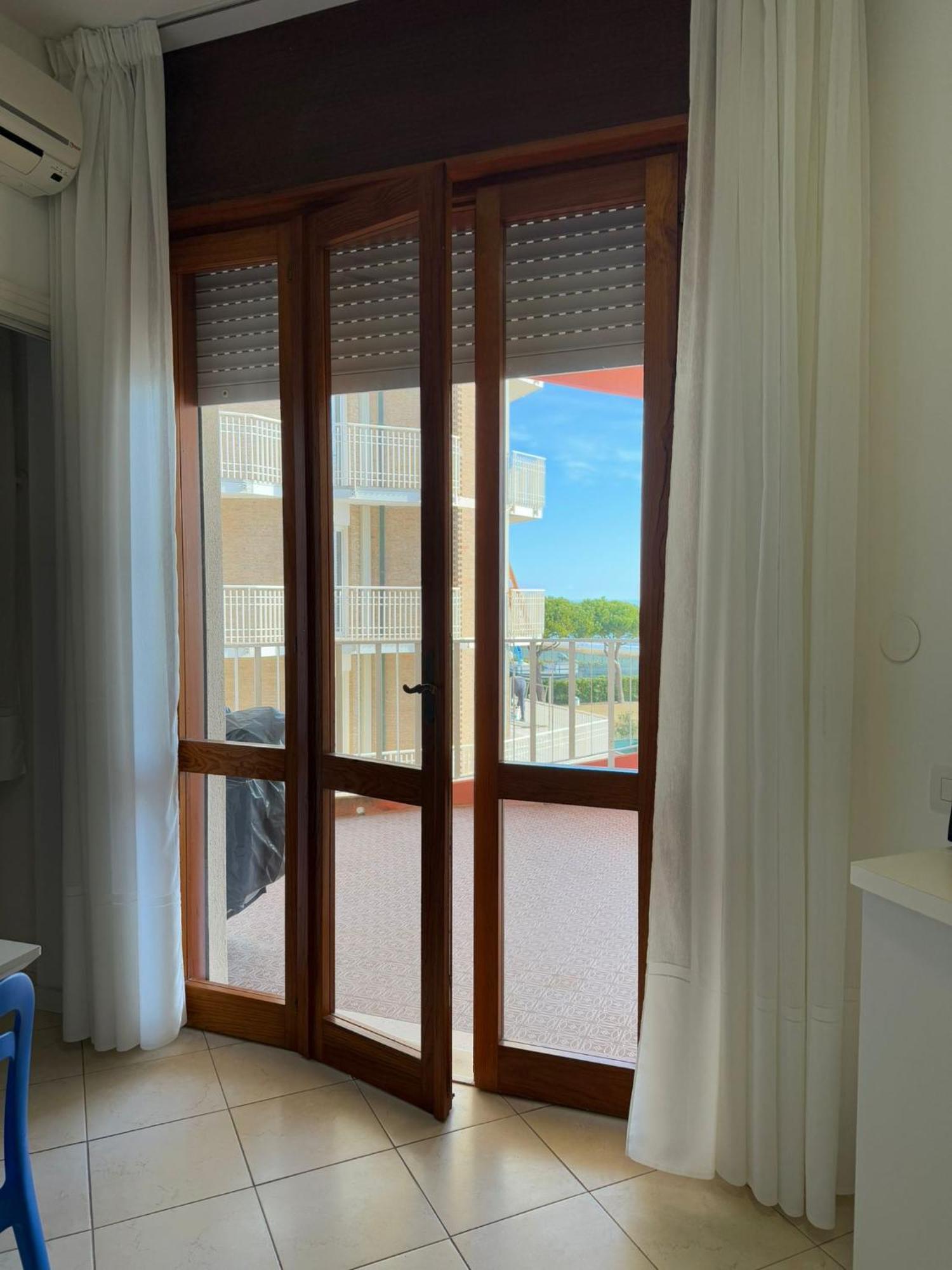 Residence Apollo - Walterigato Apartments Solo Per Famiglie Lido di Jesolo Eksteriør bilde
